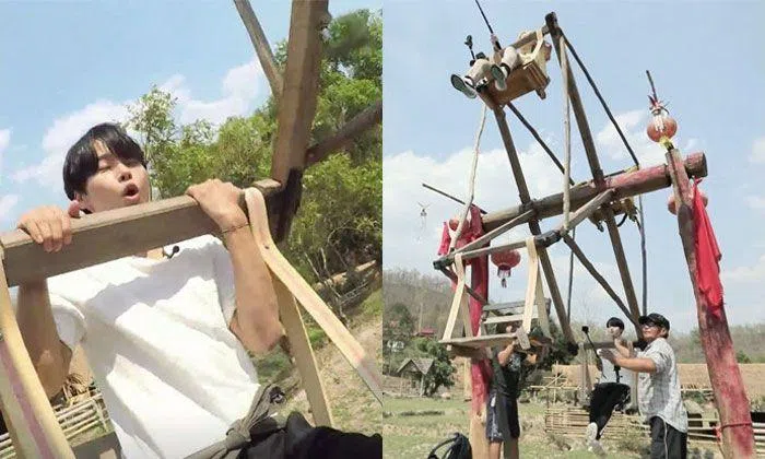 Do you dare take this manual ferris wheel in the middle of a paddy ...