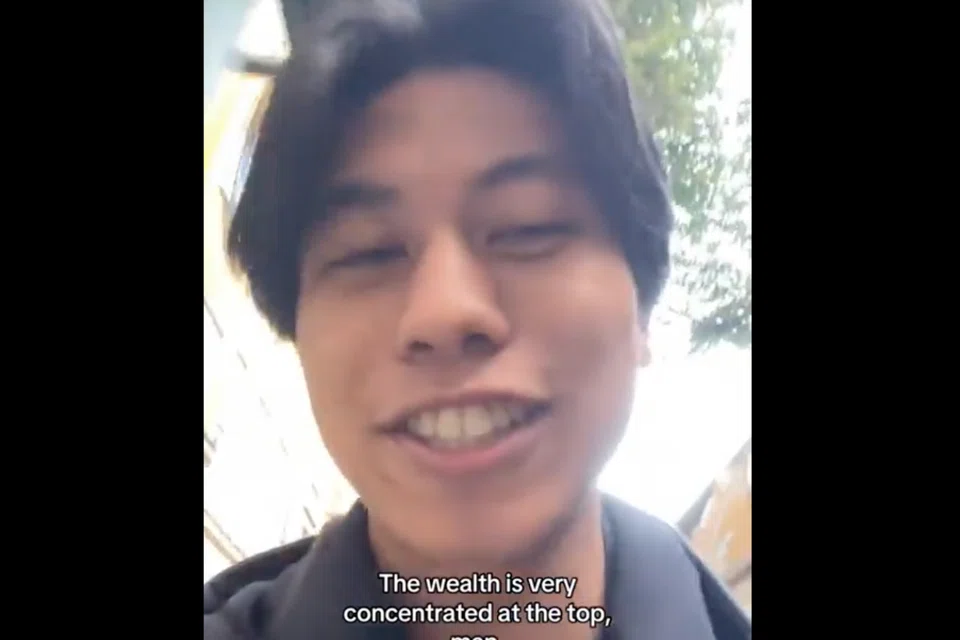 Netizens were skeptical about the man's claim of being a "struggling" Singaporean