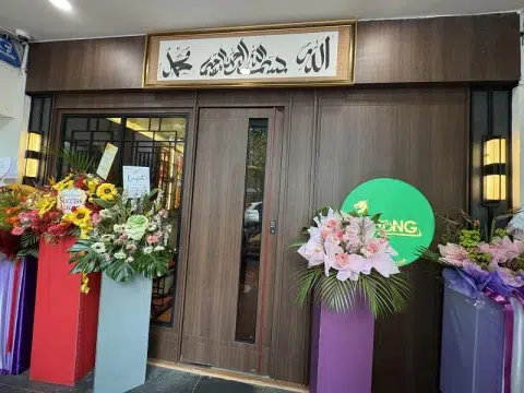 Bridal designer Fatimah Mohsin opens halal dim sum restaurant