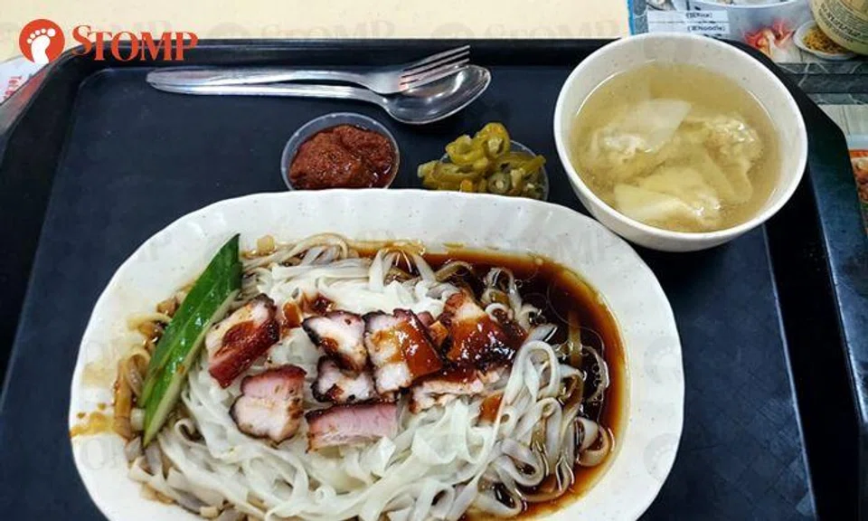 Man upset by $0.50 CNY surcharge on 'lousy' coffee shop meal: 'Should impose on all public holidays'