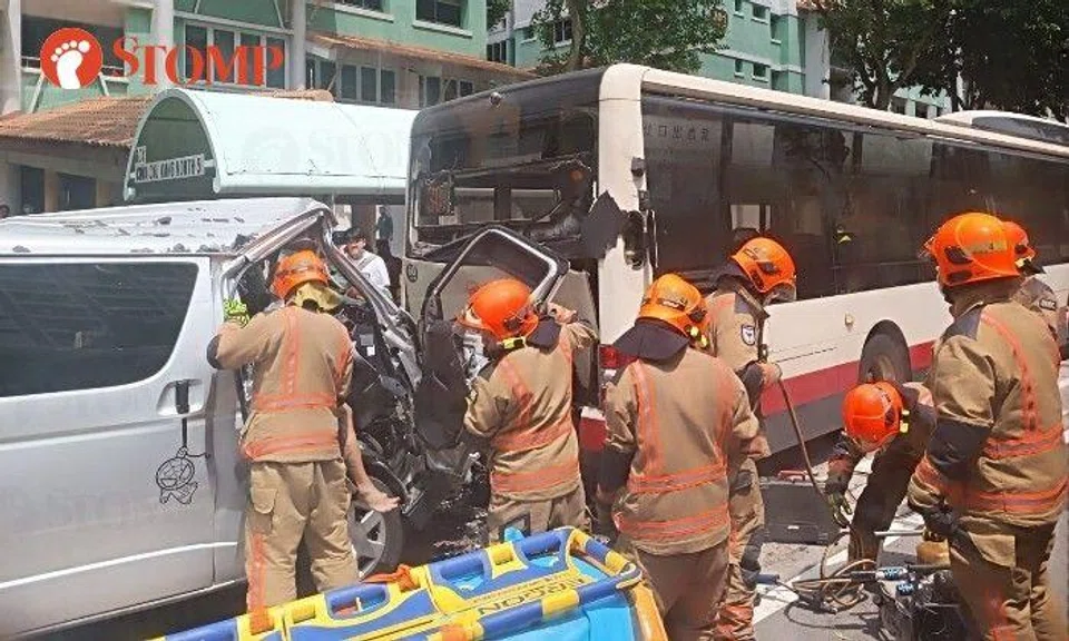 A 40-year-old man died after the van he was driving crashed into the back of an SMRT bus in Choa Chu Kang.