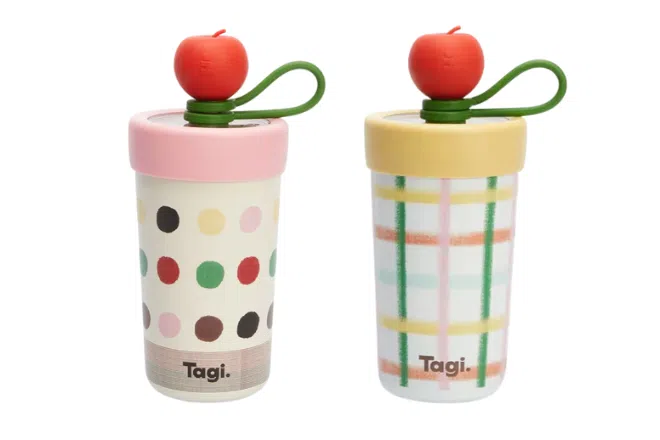 Tagi. Imagine Apple Vacuum Bottle Tumbler