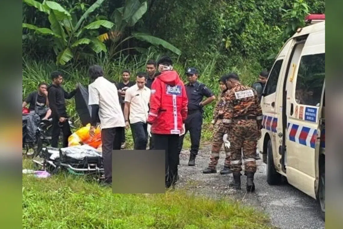 Four Singaporeans hurt after car crashes into drain on Cameron Highlands-Simpang Pulai road