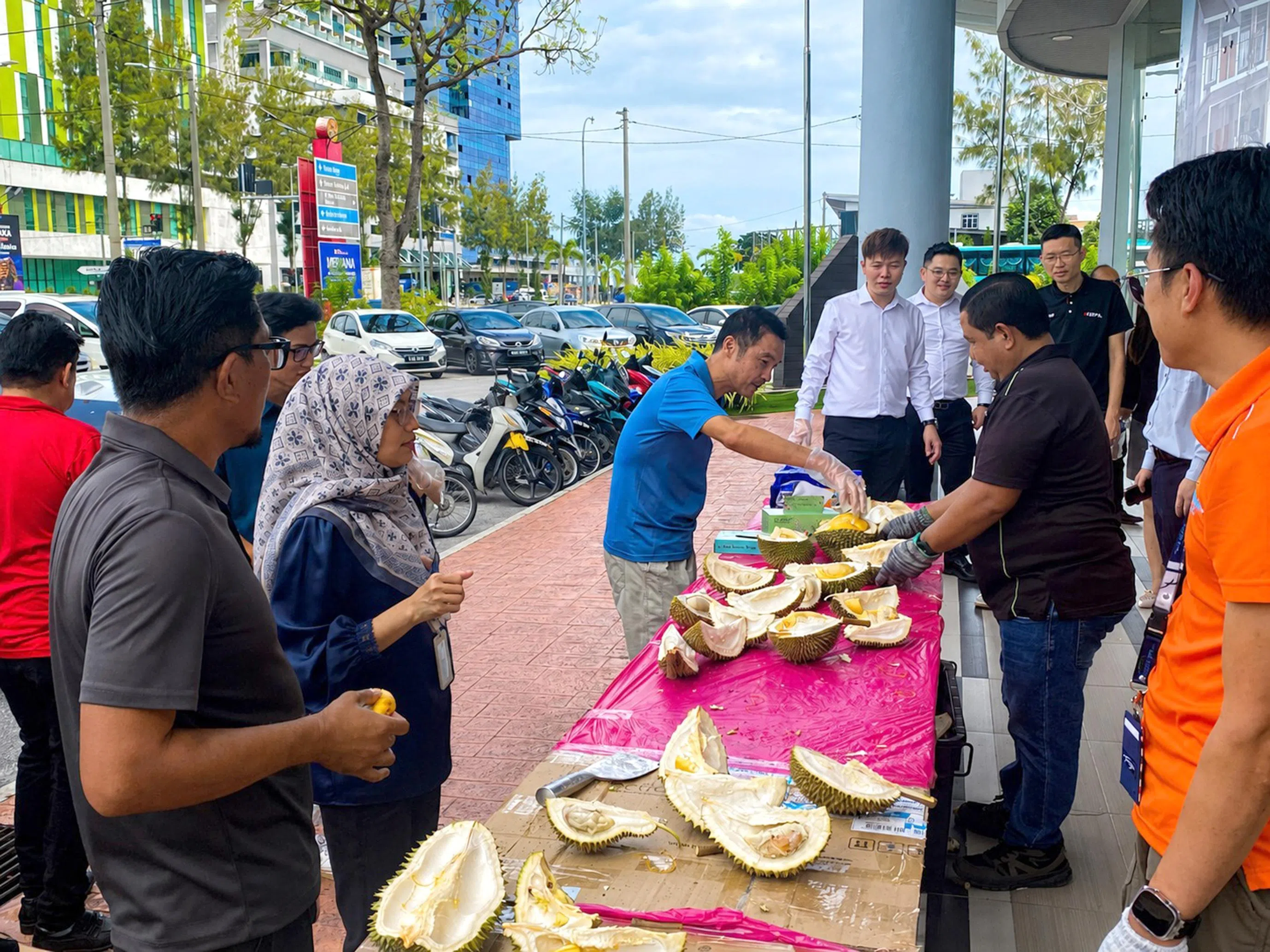 Melaka-based developer Faithview Group recently held its biggest annual durian party yet, serving about 300kg of fruit to staff and business partners.