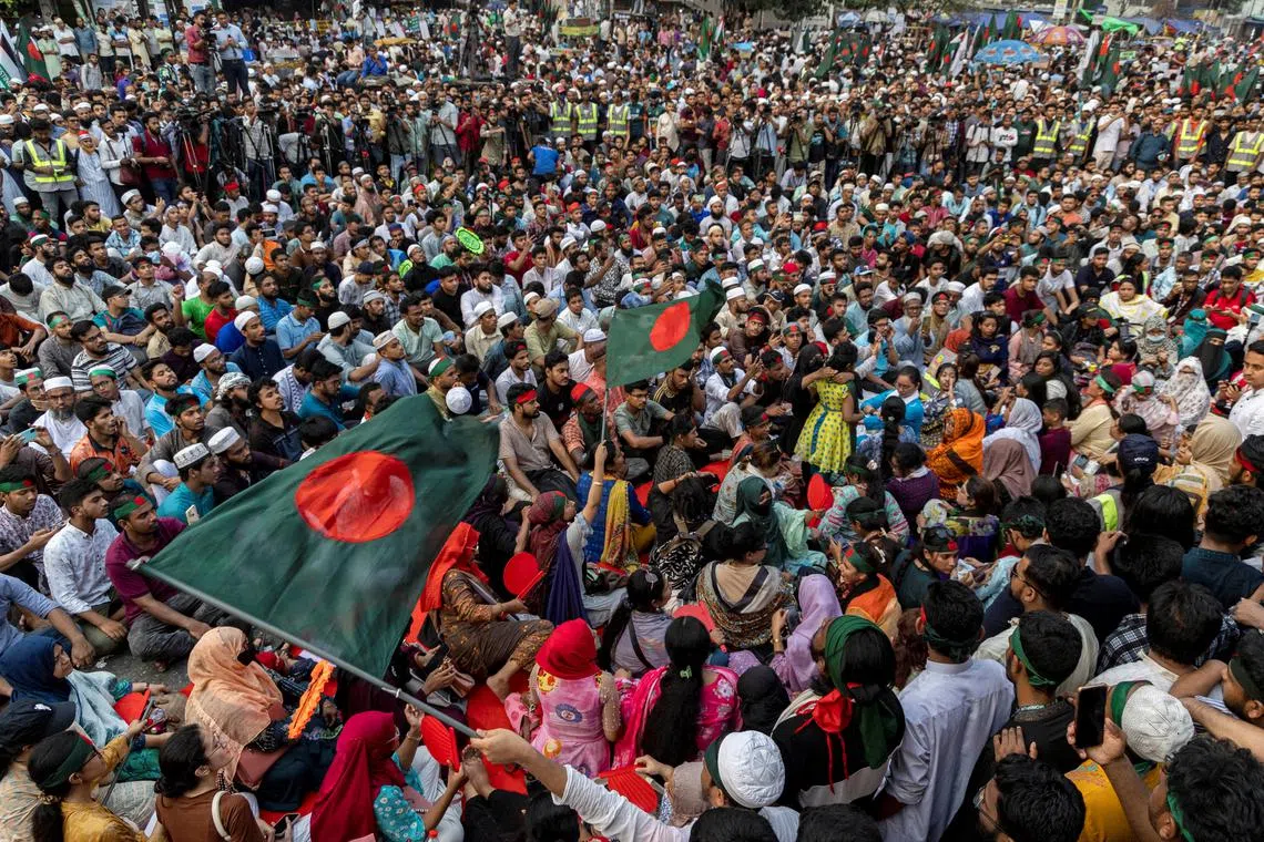 FILE PHOTO: Protesters block Shahbagh Square demanding the ban of the Bangladesh Awami League, the former ruling party, in Dhaka, Bangladesh, May 10, 2025. REUTERS/Abdul Goni/File Photo