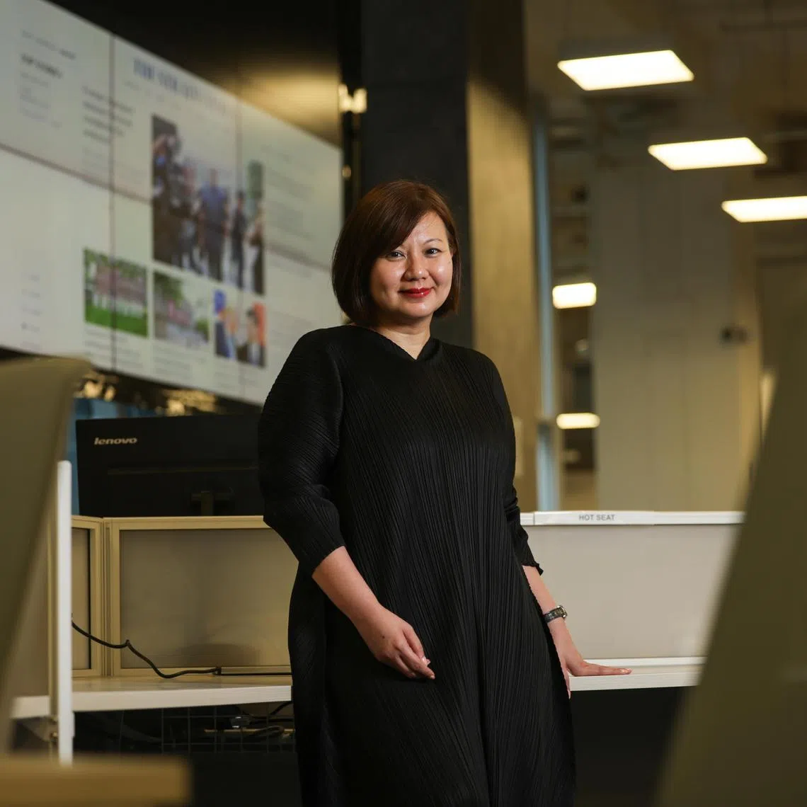 Ms Ong Hwee Hwee joined The Straits Times in December 1999 as a translator. Over the years, she has had various roles, and in 2014, made the leap from print to digital journalism. She now oversees the visualisation cluster.