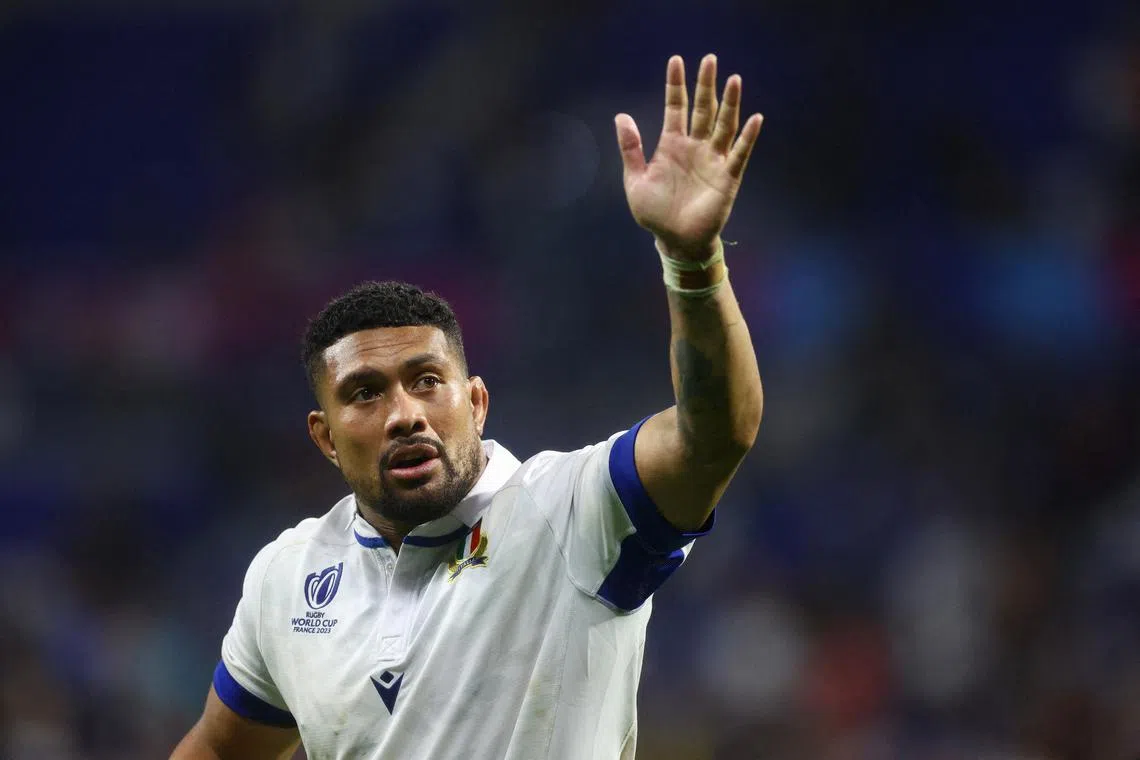 FILE PHOTO: Rugby Union - Rugby World Cup 2023 - Pool A - New Zealand v Italy - Groupama Stadium, Lyon, France - September 29, 2023 New Zealand's Ardie Savea waves to fans after the match REUTERS/Paul Childs/File Photo
