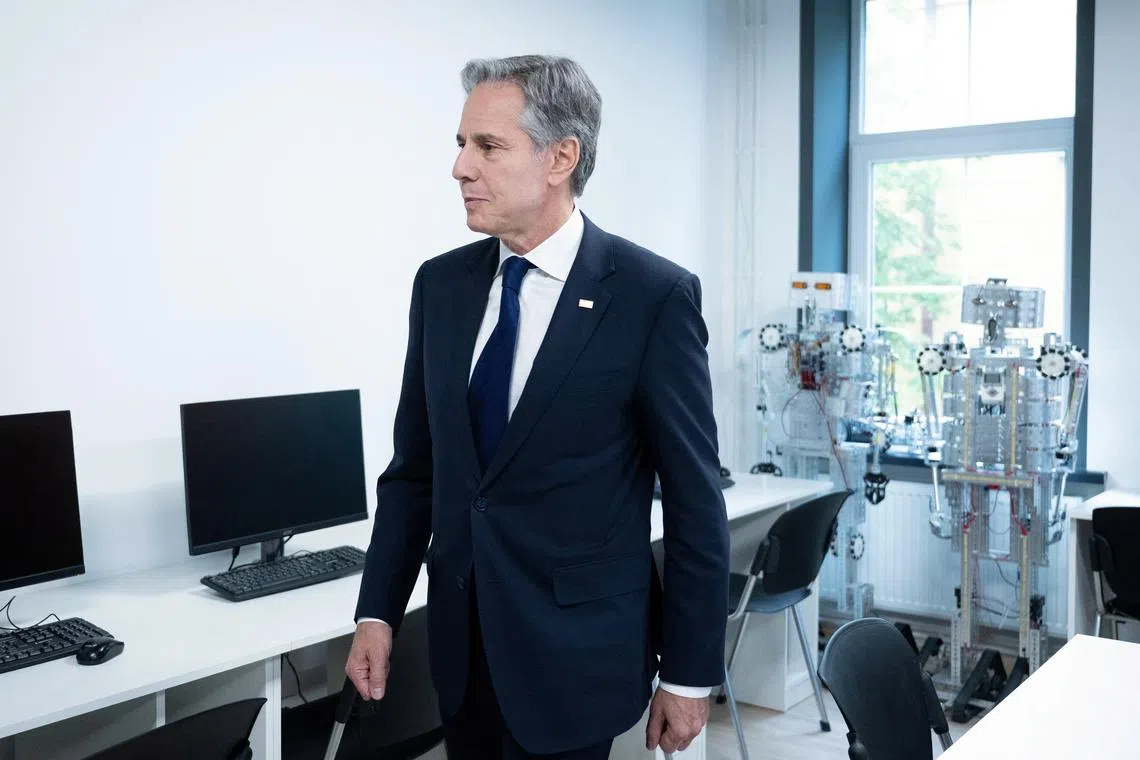 FILE PHOTO: U.S. Secretary of State Antony Blinken visits the Mariupol State University in exile, in Kyiv, Ukraine May 14, 2024. BRENDAN SMIALOWSKI/Pool via REUTERS/File Photo