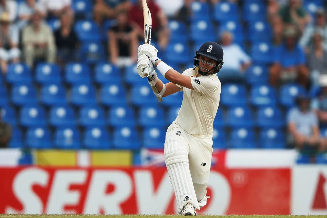 Cricket - England v Sri Lanka, Second Test - Pallekele, Sri Lanka - November 14, 2018. England's Sam Curran hits a six. REUTERS/Dinuka Liyanawatte