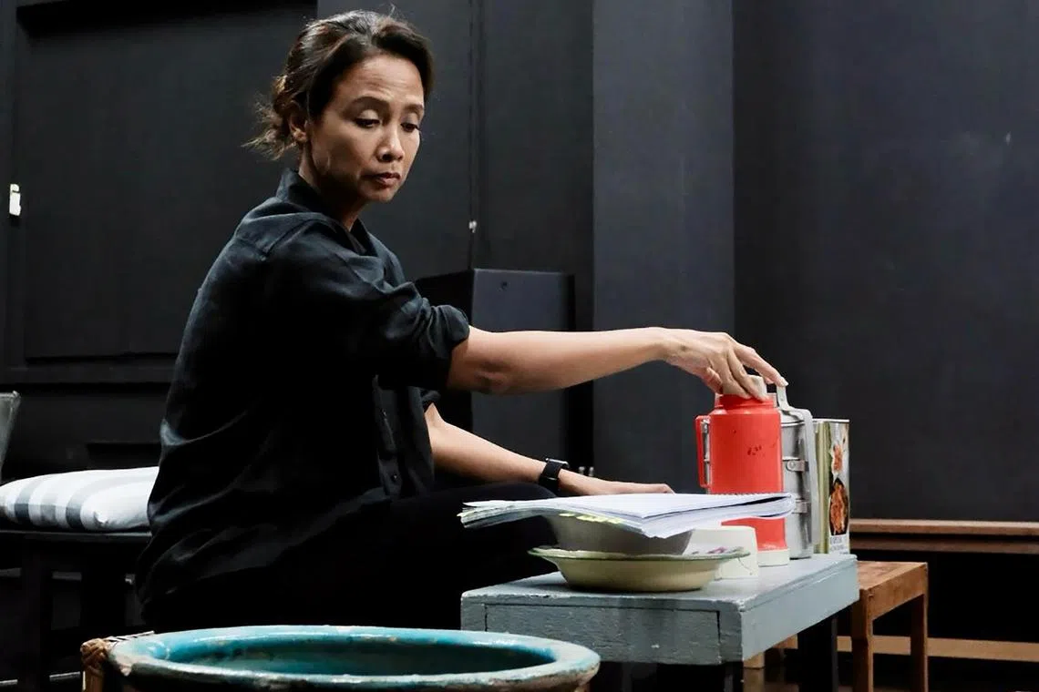 Ariati Tyeb Papar plays the titular character in Teater Kami's staging of Salina in 2025. 