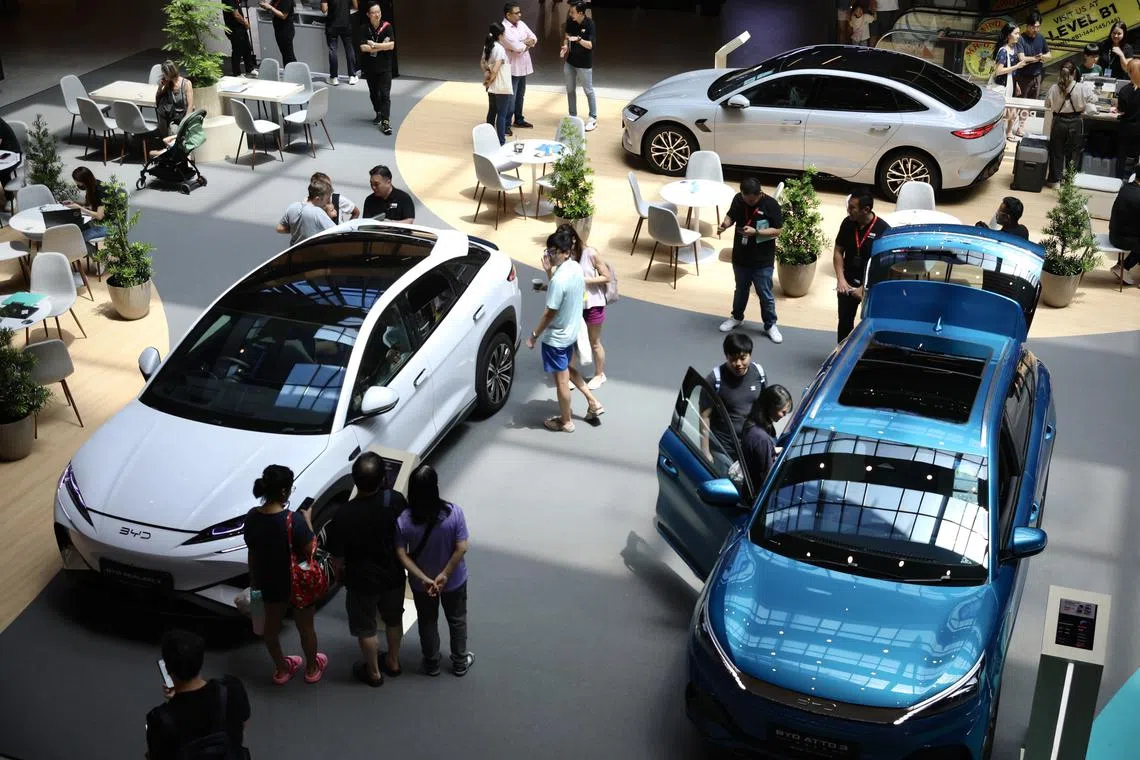 This is the second consecutive tender exercise where COE premiums for cars fell. 