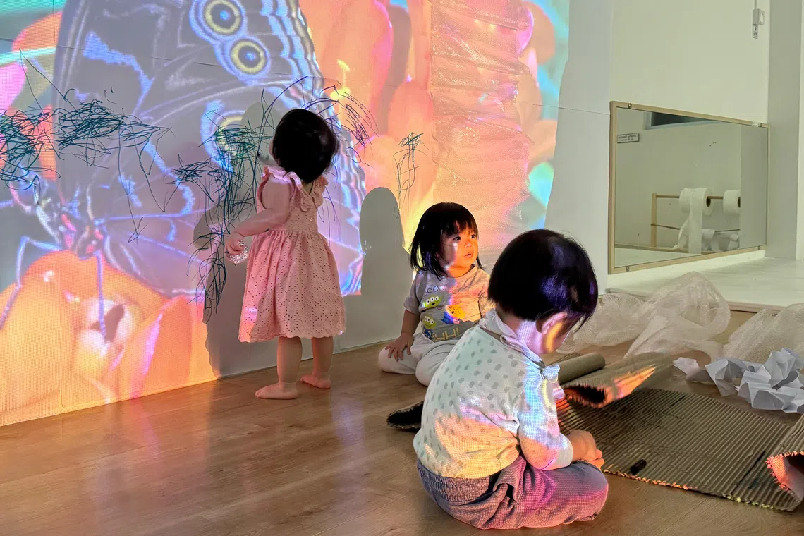 E-Bridge centre focuses on providing a environment where children can explore and build their creativity and confidence, inspired by the Reggio Emilia approach.