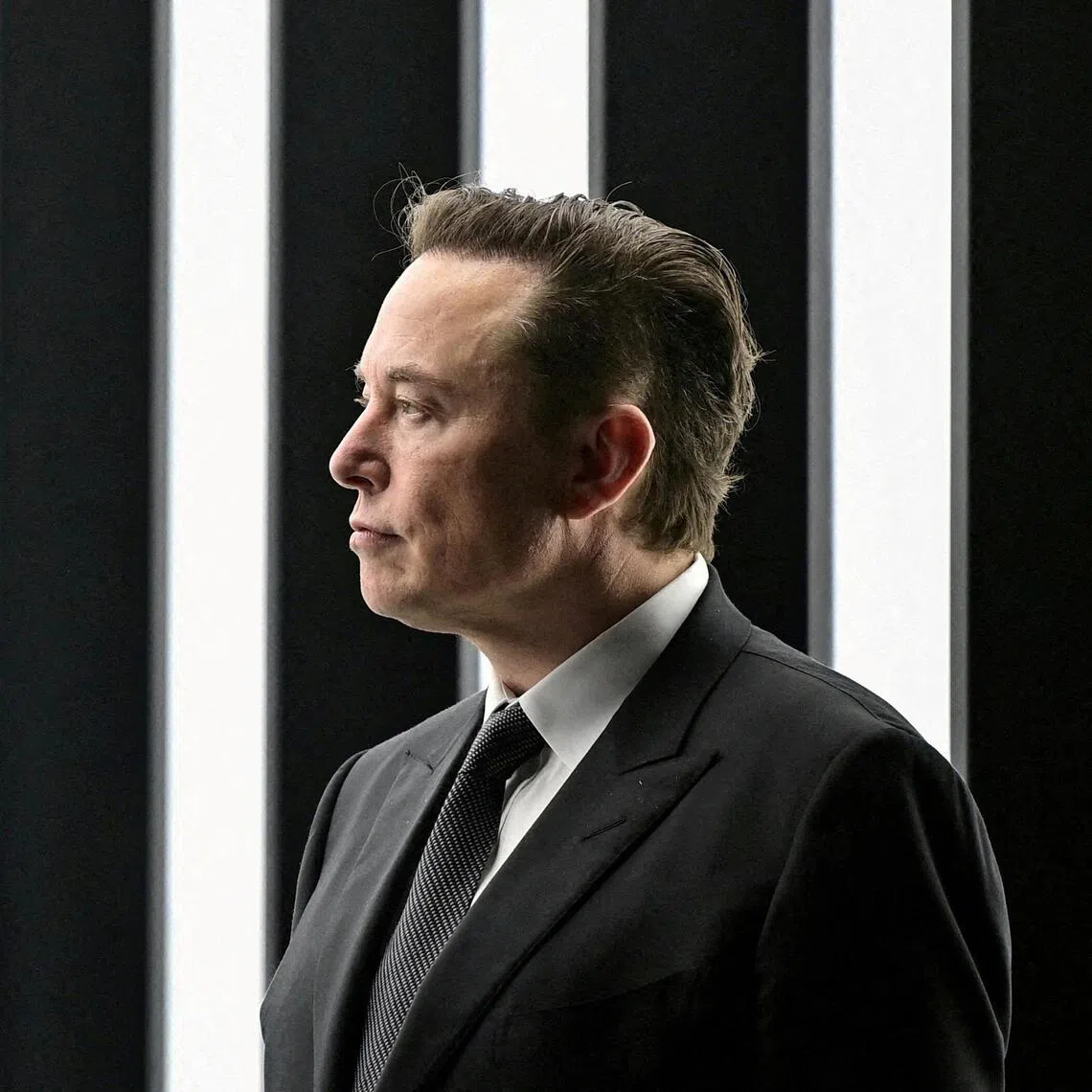 The 54-year-old’s net worth hit US$500.1 billion on Oct 1 before dipping back to US$499.1 billion.