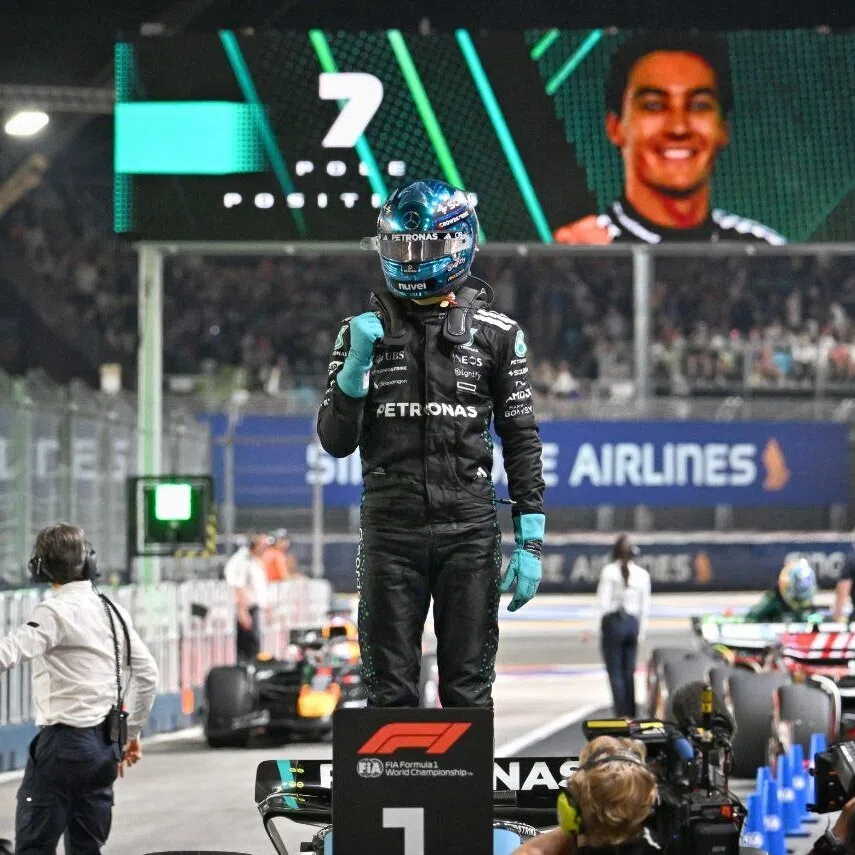 Under the floodlights of the Marina Bay Street Circuit, Mercedes' George Russell was quickest in 1min 29.158sec.
