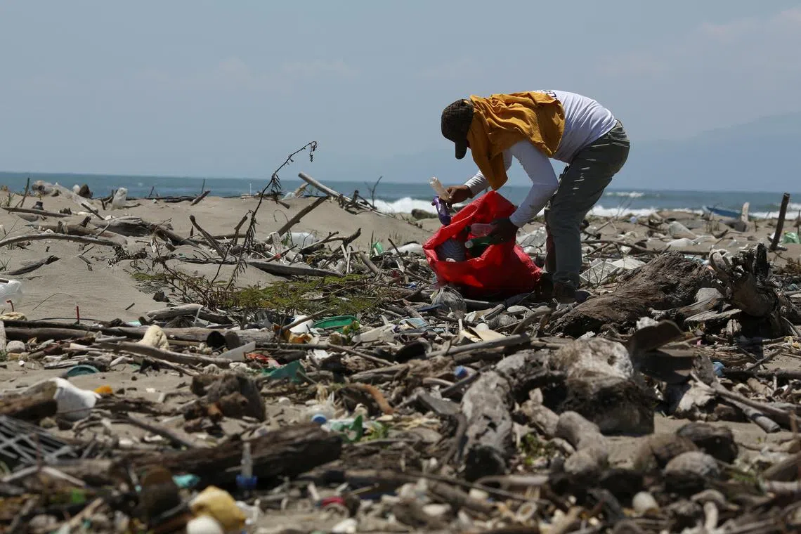 The oceans have become a giant dumping ground for plastic. 