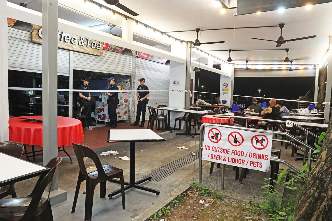 The police said they received calls for assistance near Block 61 Telok Blangah Heights at about 6pm.