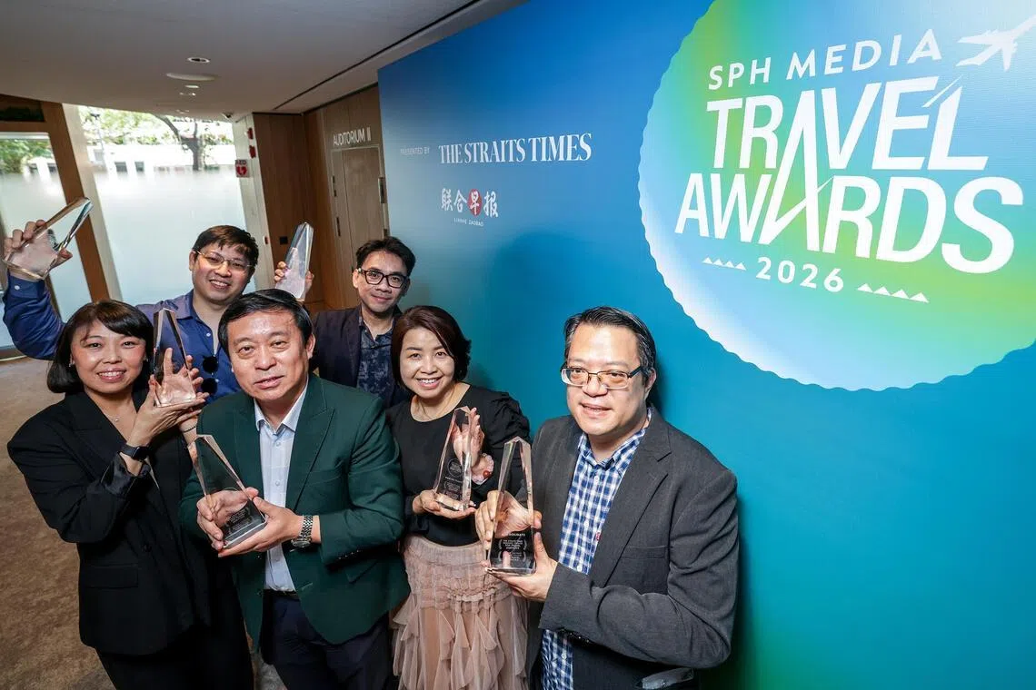 group photo of winners