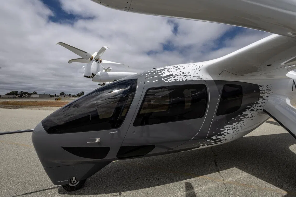 FILE PHOTO: Midnight, an all-electric aircraft from company Archer Aviation, is seen at the Salinas Municipal Airport in Salinas, California, U.S. August 2, 2023.  REUTERS/Carlos Barria/File Photo