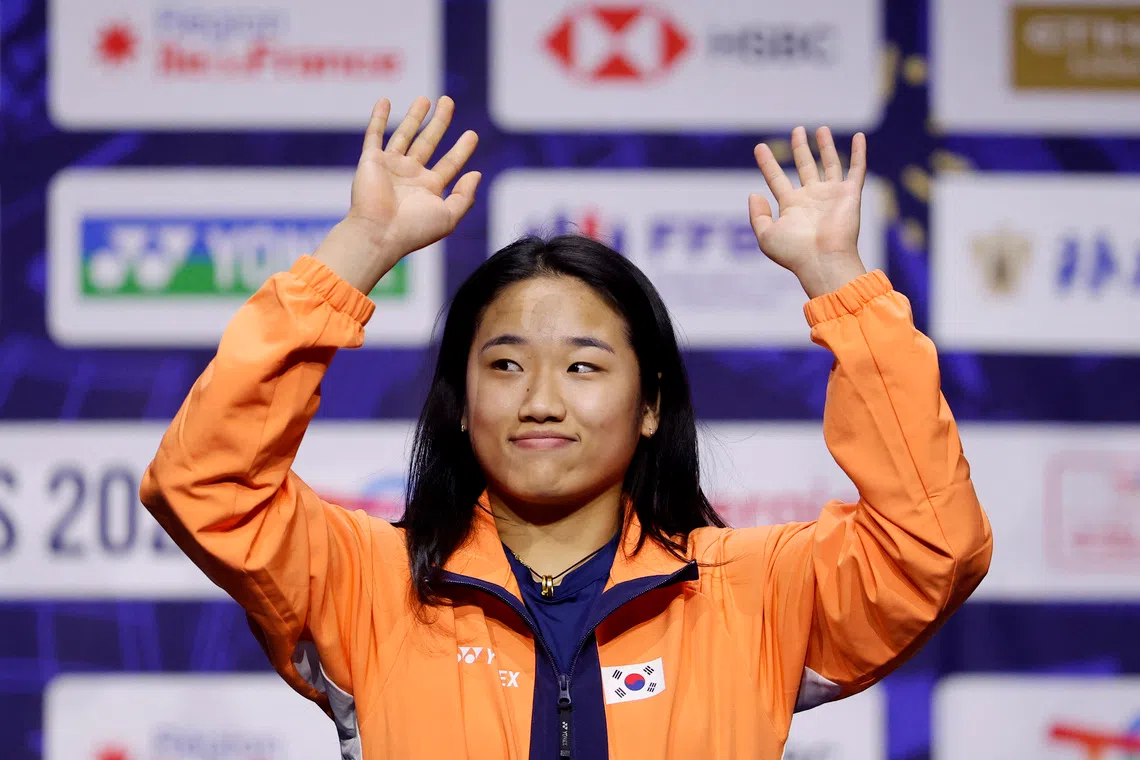 FILE PHOTO: Badminton - BWF World Championships - Adidas Arena, Paris, France - August 31, 2025 Women singles bronze medallist South Korea's An Se-young celebrates on the podium REUTERS/Stephanie Lecocq/File photo
