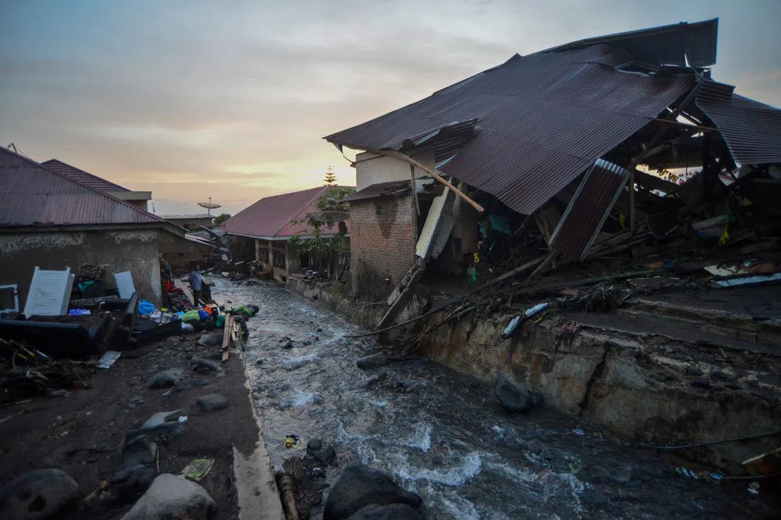 A damaged house is seen in an area affected by heavy rain, which caused flash floods, in Agam, West Sumatra province, Indonesia, May 15, 2024, in this photo taken by Antara Foto. Antara Foto/Iggoy el Fitra/via REUTERS