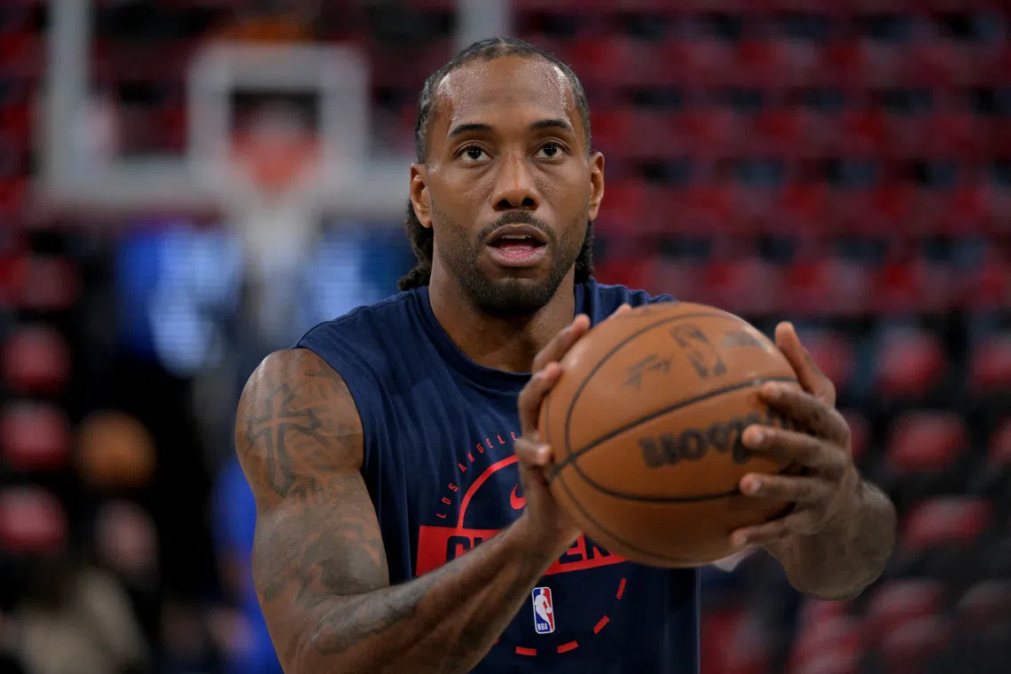 Los Angeles Clippers forward Kawhi Leonard said he accepted full responsibility for what he called lapses in judgment by people within his inner circle.