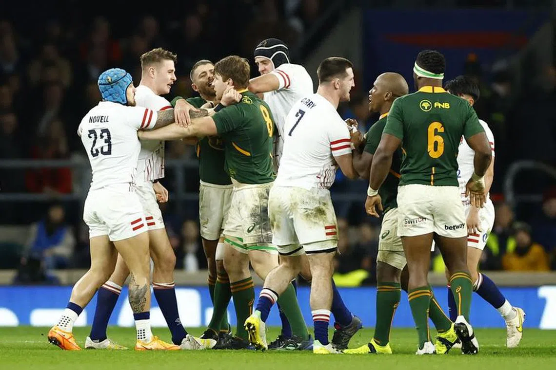 FILE PHOTO: Rugby Union - International - England v South Africa - Twickenham Stadium, London, Britain - November 26, 2022 England's Jack Nowell clashes with South Africa's Evan Roos as England's Tom Curry clashes with South Africa's Bongi Mbonambi Action Images via Reuters/Andrew Boyers/File Photo