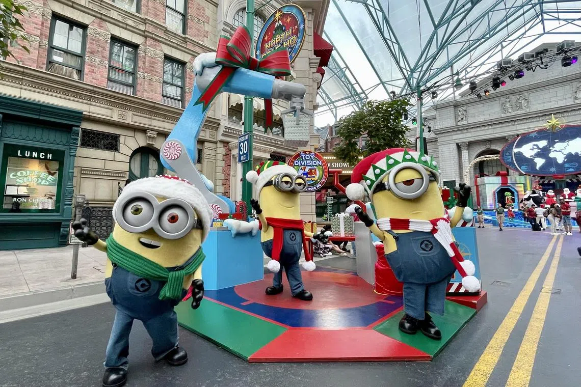 Immerse in the holiday spirit at Universal Studios Singapore with musical performances and characters in festive attire.
