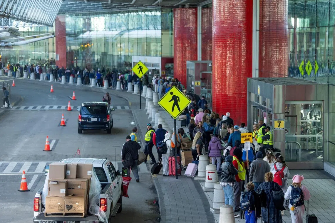 US air passengers in March waited up to four hours in queues to get through security, amid a partial government shutdown.