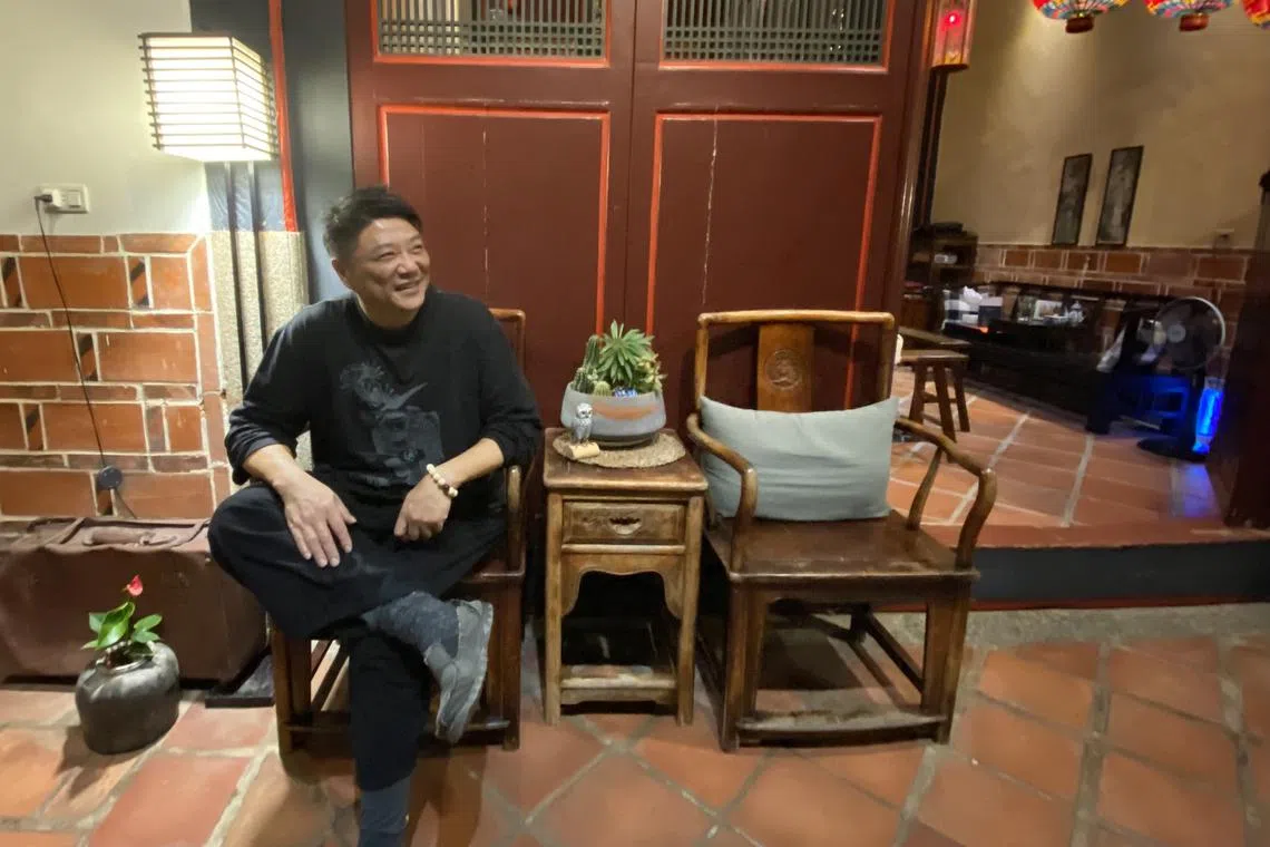 Kinmen bed and breakfast manager Steve Lee was still a child when China intermittently shelled the Kinmen archipelago.
