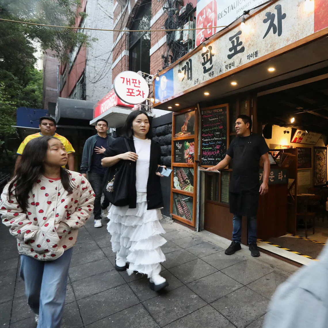 Ordering in rather than eating out is a Covid-19 pandemic habit that has stuck.