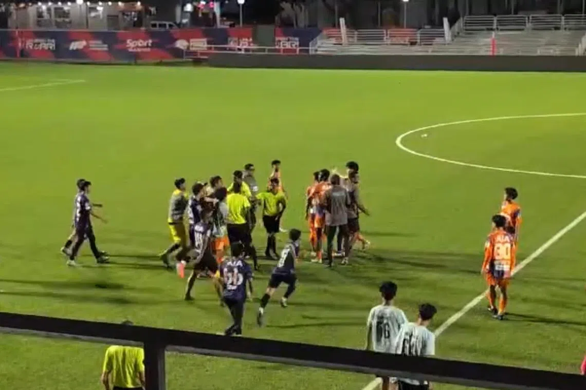 Screenshot from video circulating of the incident that happened during an Under-21 match between Tanjong Pagar United and Albirex.