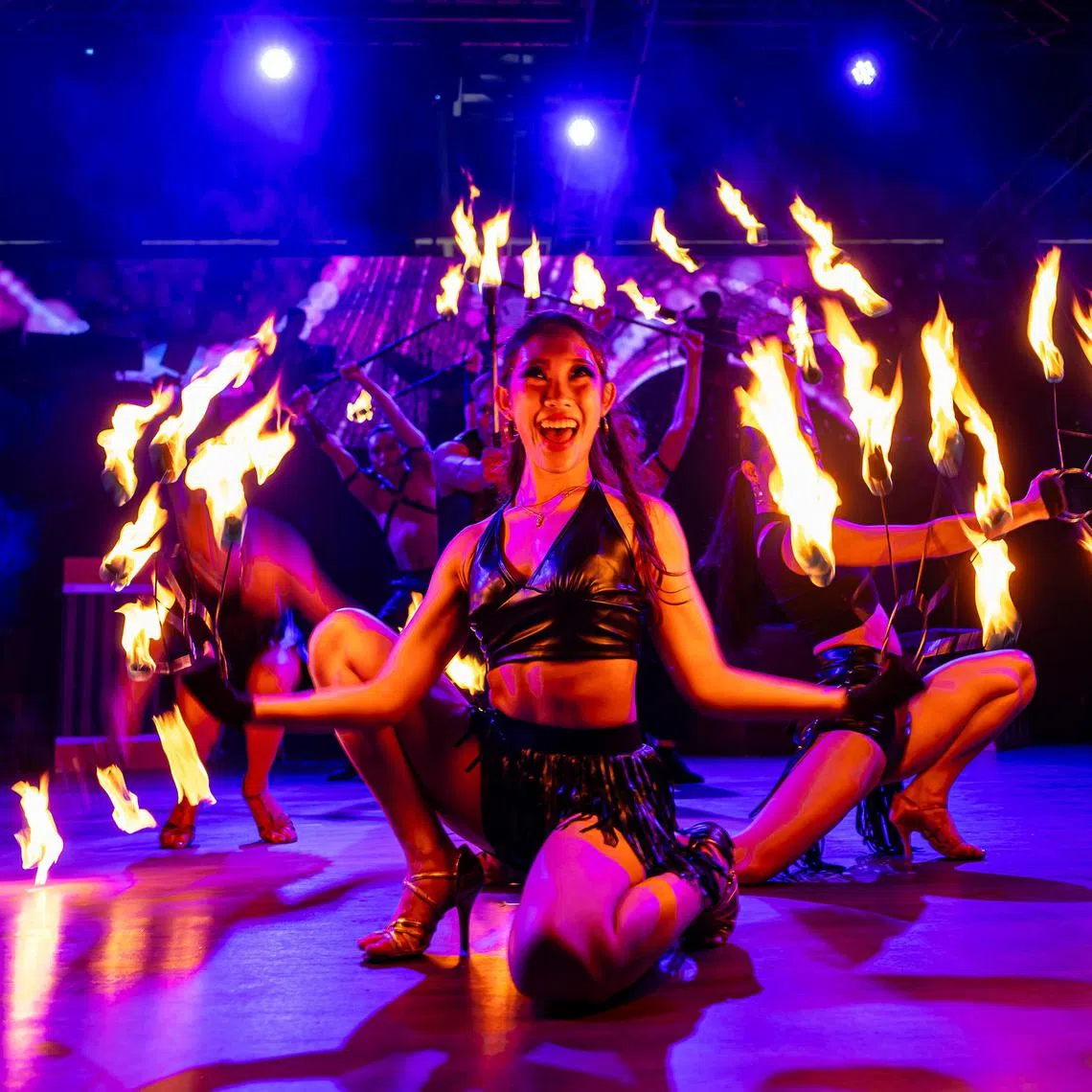 Lai Frisque Yi Xia Leh! will feature acrobatics, juggling and more.