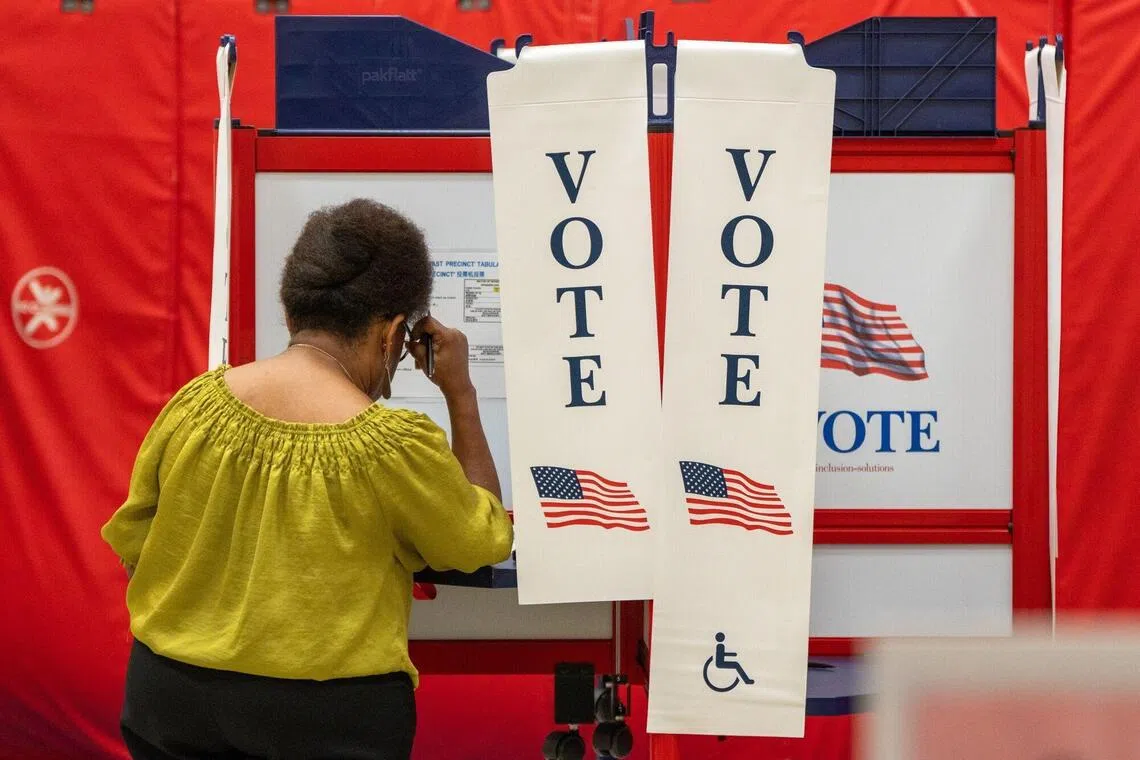 The US midterm elections will determine control of Congress for the final two years of US President Donald Trump’s term. Yet voters and election officials still do not know what rules may govern millions of mail-in ballots.