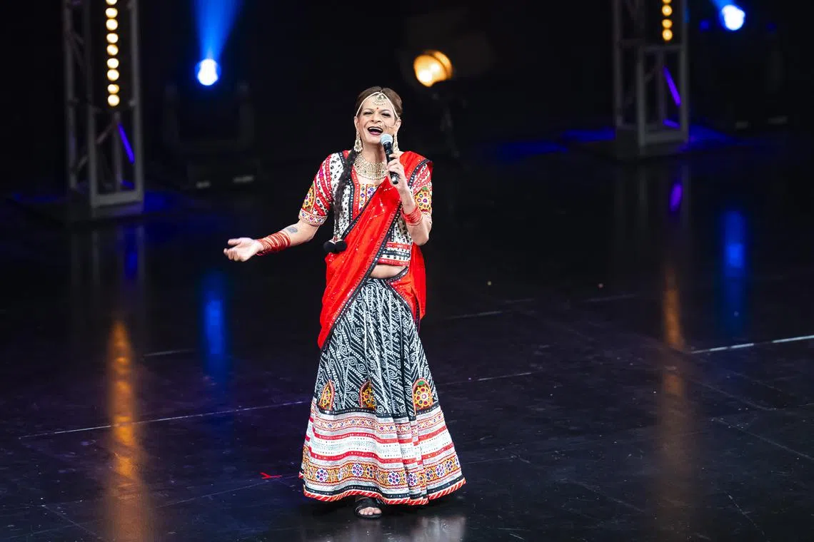 Kumar easily switches between jokes about cultural differences and family during his set The Great Indian Mix - Kumar Spills The Tea.