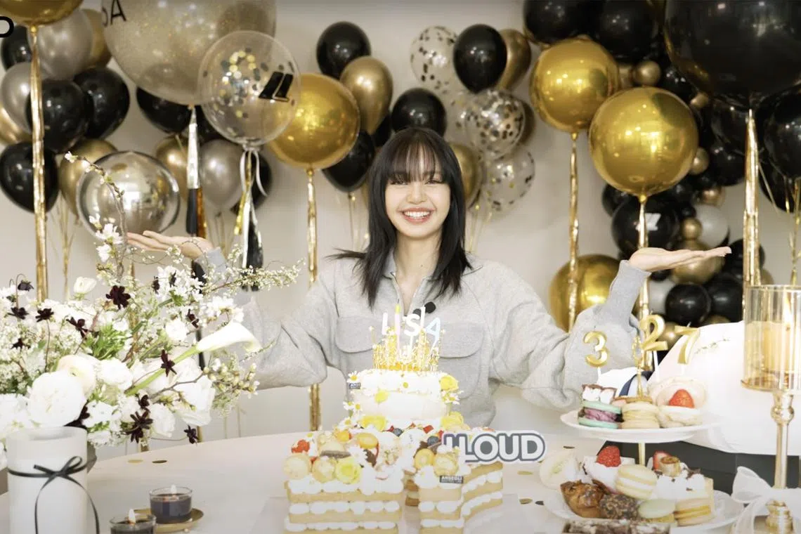 Blackpink's Lisa offered a glimpse into her home in a YouTube video uploaded by her label Lloud. 