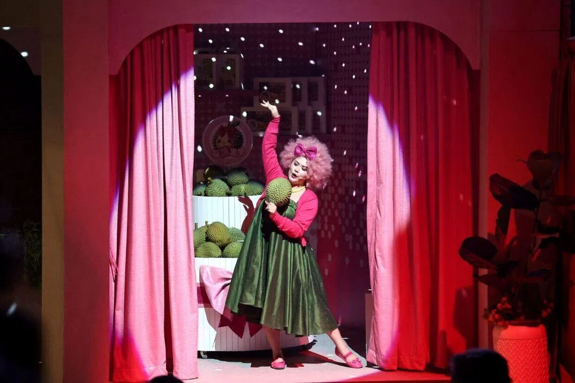 The centre also features a theatre staging four daily performances, presenting an original production about two rival durian traders whose competition ultimately gives way to friendship.
