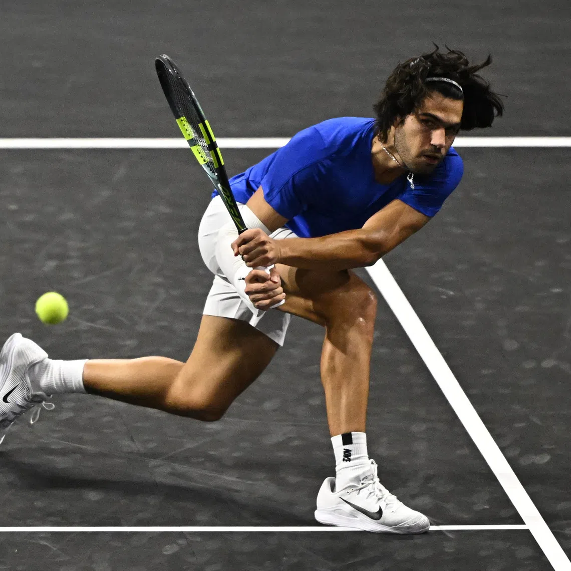 Tennis - Laver Cup - O2 Arena, London, Britain - September 26, 2026 Team Europe's Carlos Alcaraz in action during his singles match against Team World's Taylor Fritz REUTERS/Dylan Martinez
