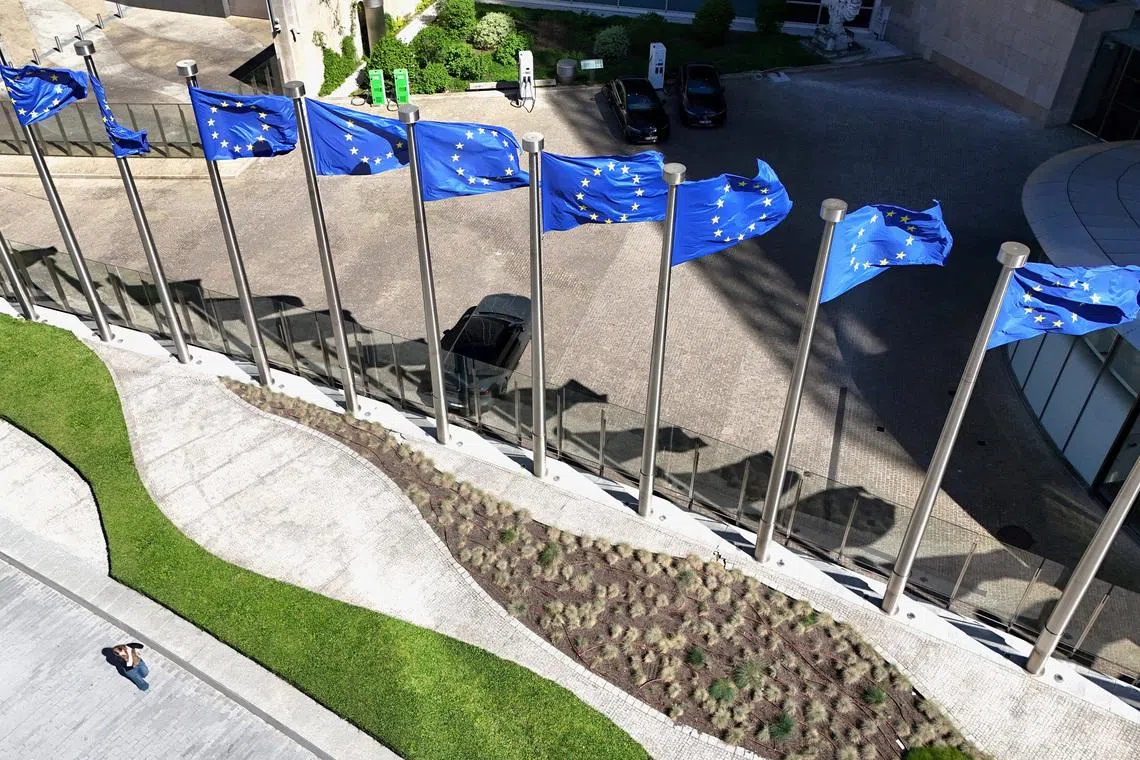 EU paves way to allow migrant deportation to centres outside bloc