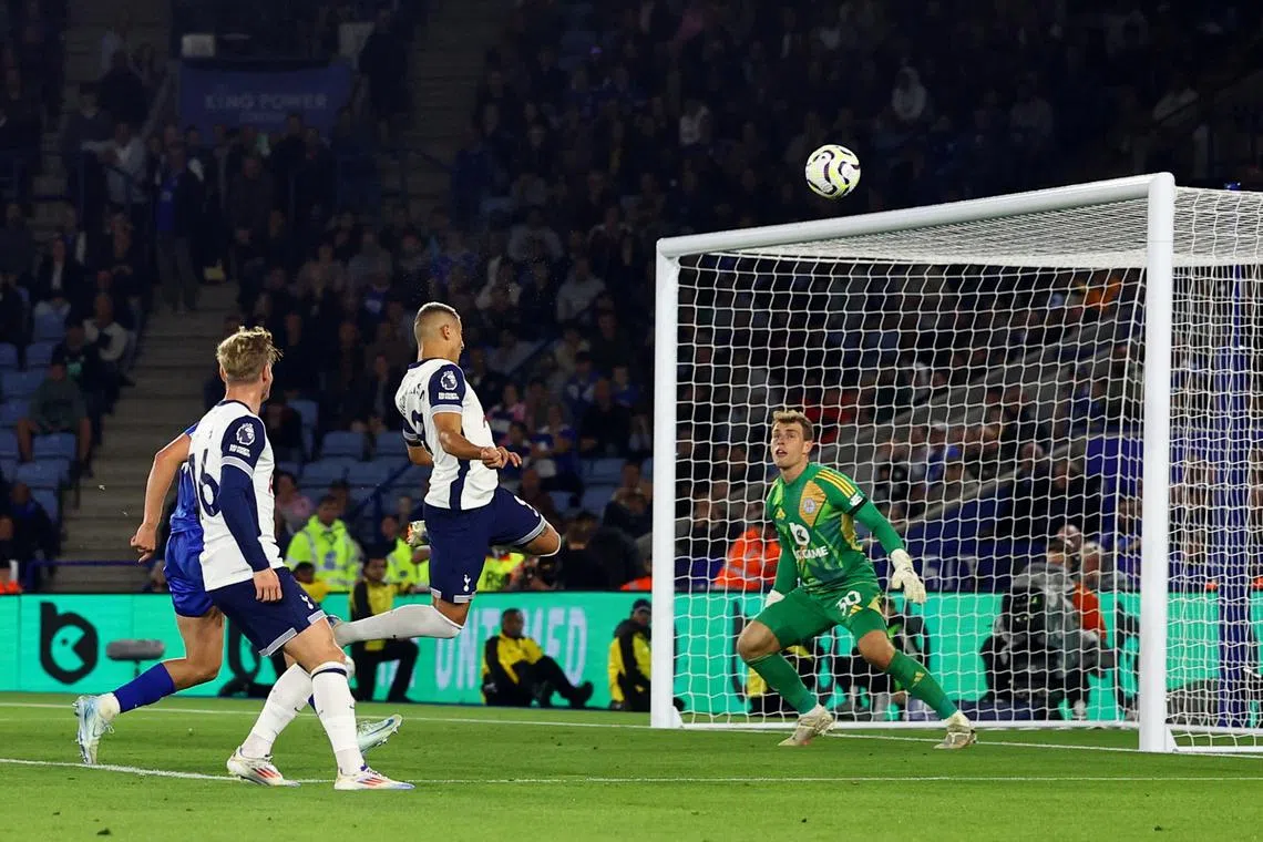 Soccer Football - Premier League - Leicester City v Tottenham Hotspur - King Power Stadium, Leicester, Britain - August 19, 2024 Tottenham Hotspur's Richarlison heads at goal REUTERS/Hannah Mckay