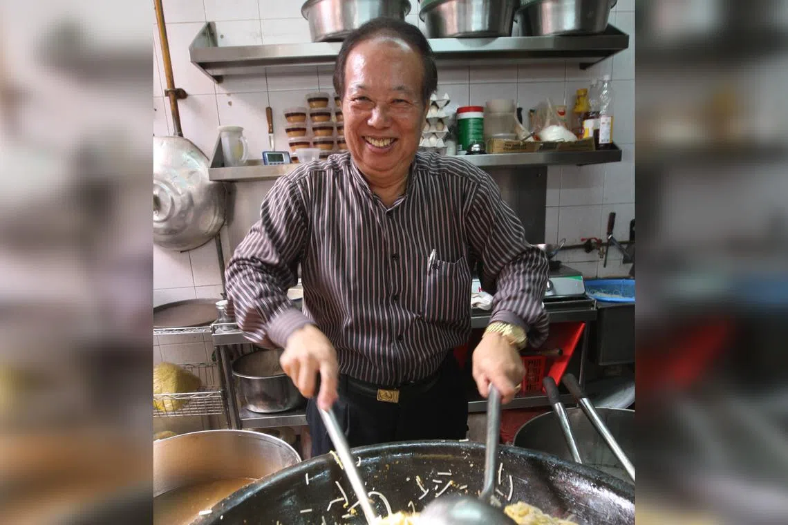 Mr Tan Kue Kim was known to fry Hokkien mee while donning a Rolex watch and long-sleeved shirt.