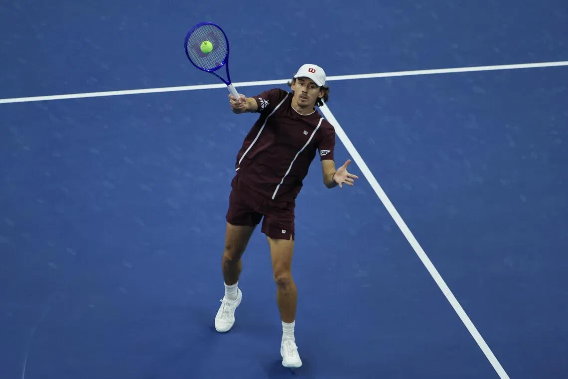 Australian Alex de Minaur advanced to the China Open final after his opponent Hubert Hurkacz of Poland retired on Oct 5.
