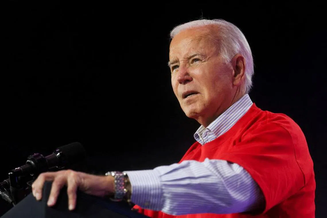 FILE PHOTO: U.S. President Joe Biden delivers remarks to United Auto Workers (UAW) union members in Belvidere, Illinois, U.S., November 9, 2023. REUTERS/Leah Millis/File Photo