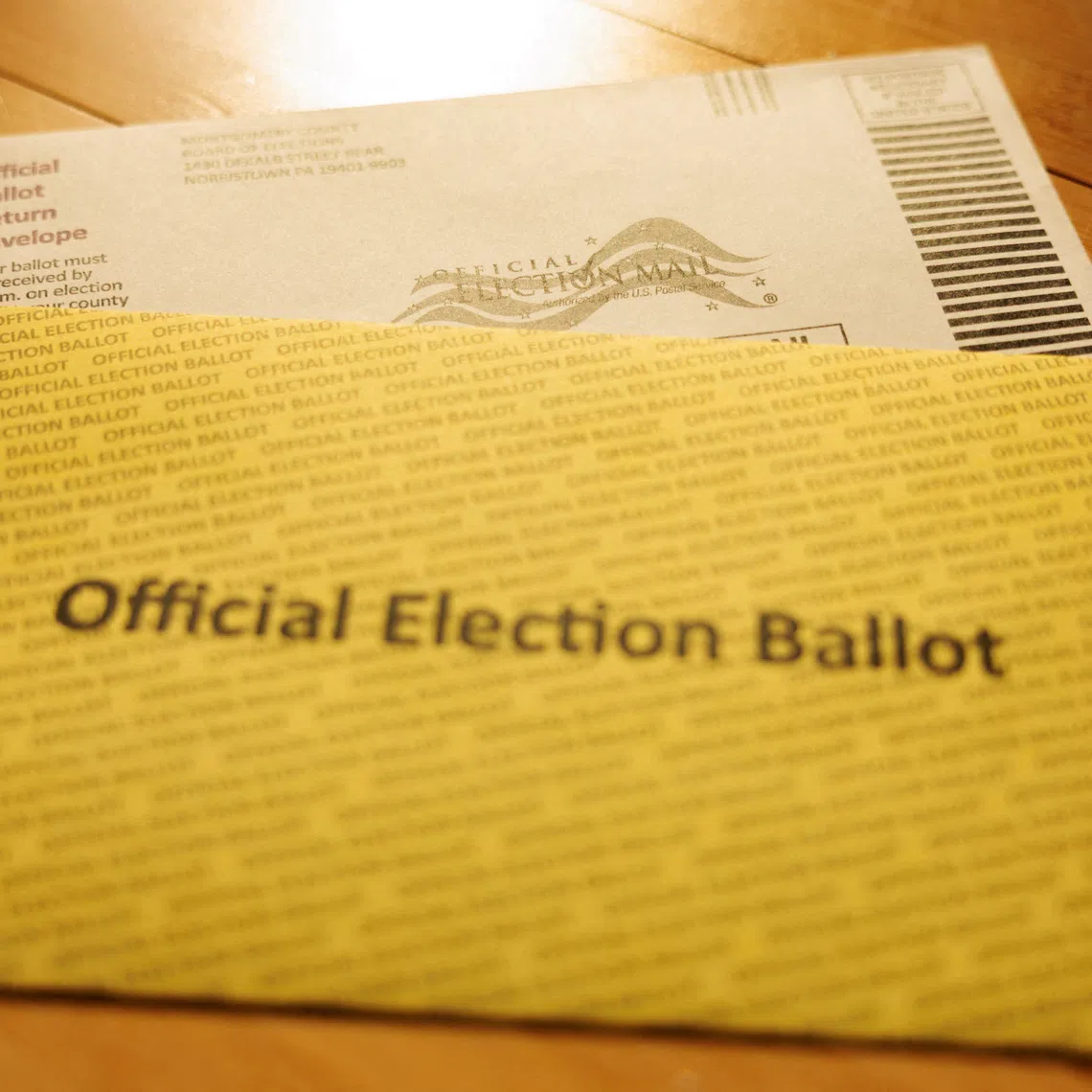 FILE PHOTO: A mail-in ballot, during the Pennsylvania primary election, is displayed in this illustration picture taken in Philadelphia, Pennsylvania, U.S., May 19, 2026.  REUTERS/Hannah Beier/Illustration/File Photo