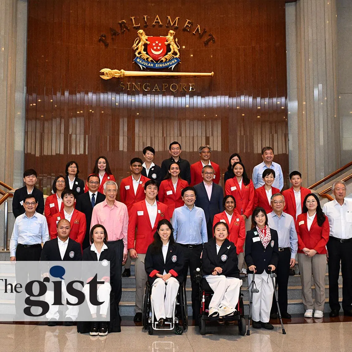 PM Lawrence Wong and various cabinet ministers in a group photo with Team Singapore Olympians and Paralympians on Oct 16.