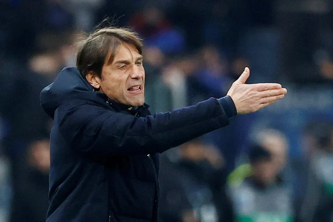 FILE PHOTO: Soccer Football - Serie A - Atalanta v Napoli - Gewiss Stadium, Bergamo, Italy - January 18, 2025 Napoli coach Antonio Conte reacts REUTERS/Ciro De Luca/File Photo
