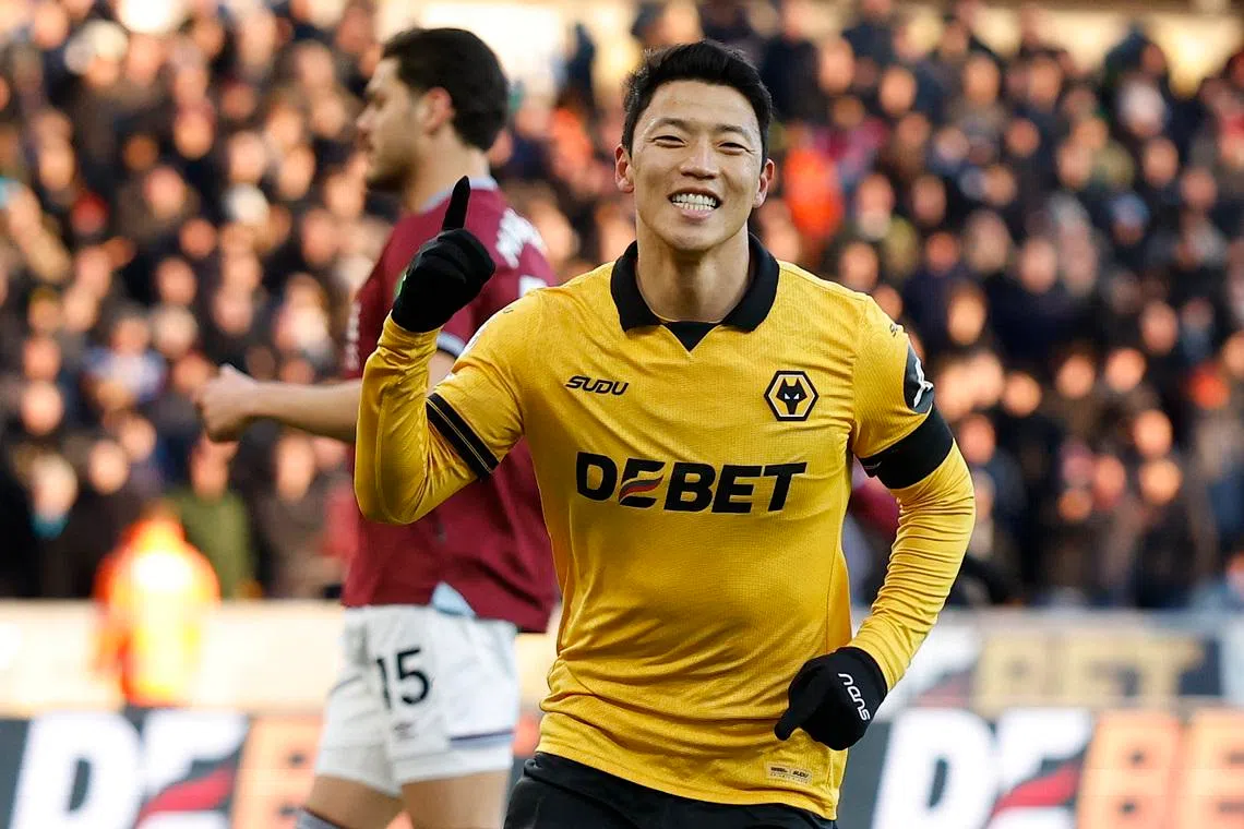 Soccer Football - Premier League - Wolverhampton Wanderers v West Ham United - Molineux Stadium, Wolverhampton, Britain - January 3, 2026 Wolverhampton Wanderers' Hwang Hee-chan celebrates scoring their second goal Action Images via Reuters/Jason Cairnduff