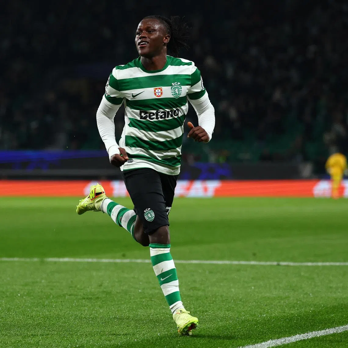 Soccer Football - UEFA Champions League - Sporting CP v Club Brugge - Estadio Jose Alvalade, Lisbon, Portugal - November 26, 2025 Sporting CP's Geovany Quenda celebrates scoring their first goal REUTERS/Pedro Nunes