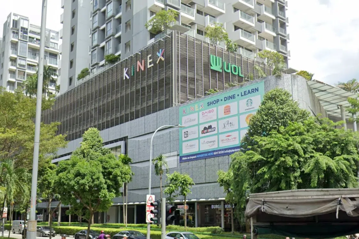 Kinex consists of all the mall’s commercial strata lots, housed in a three-storey retail podium and a basement level.