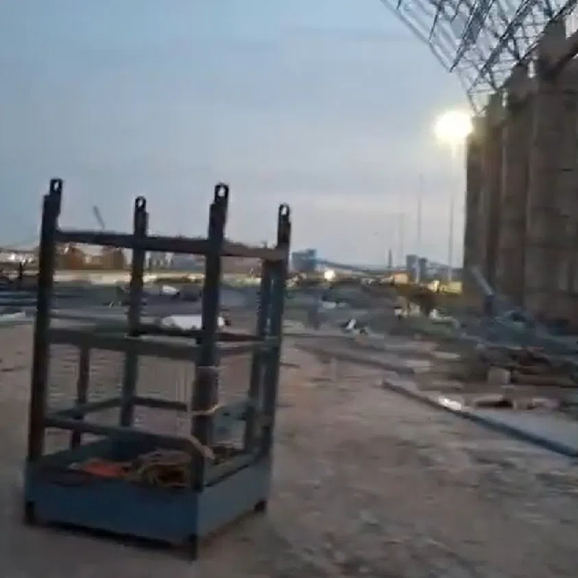 A  steel arch collapsed at a construction site at the Ennore SEZ Supercritical Thermal Power Project, in the city of Chennai.