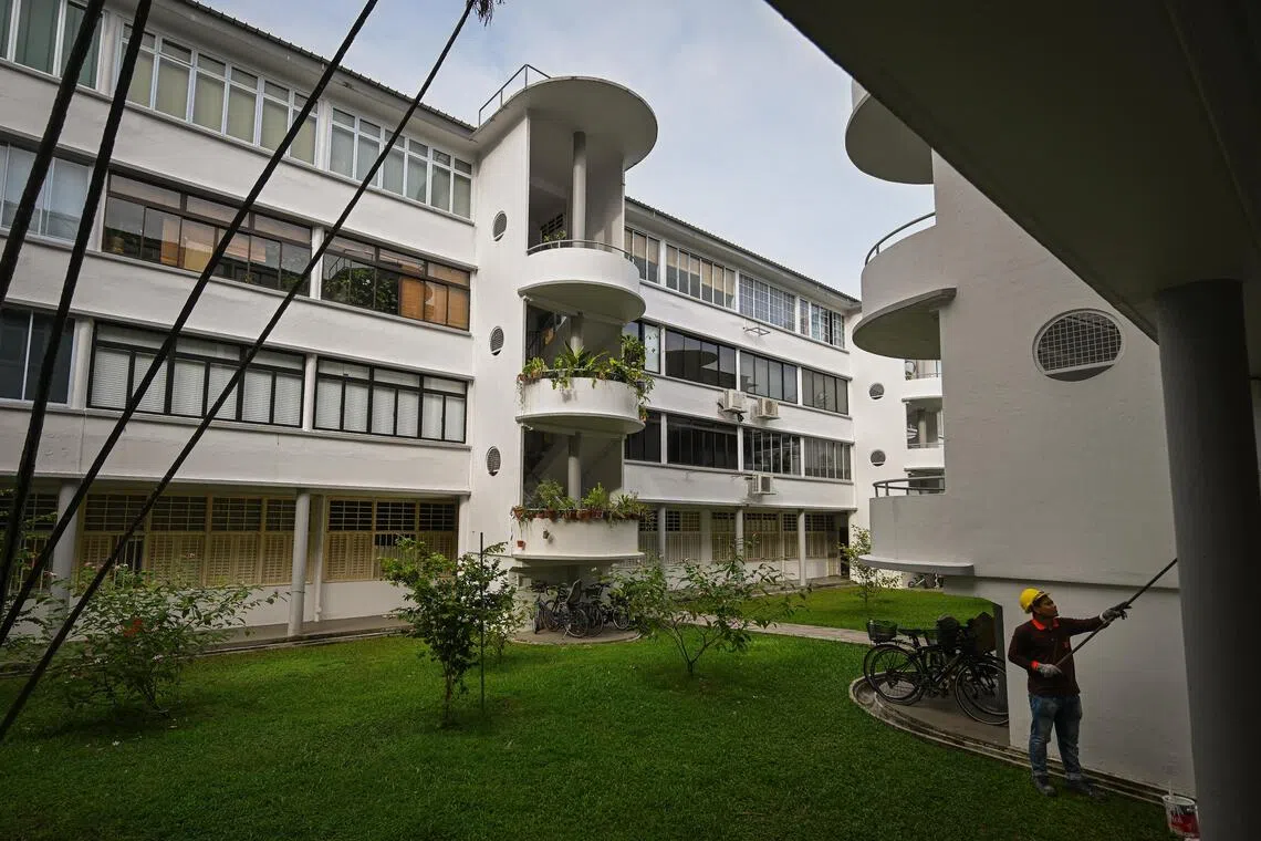 Of the 24 units in Block 34 Kim Cheng Street, 16 households voted in favour of HIP, two voted against, and six did not vote.